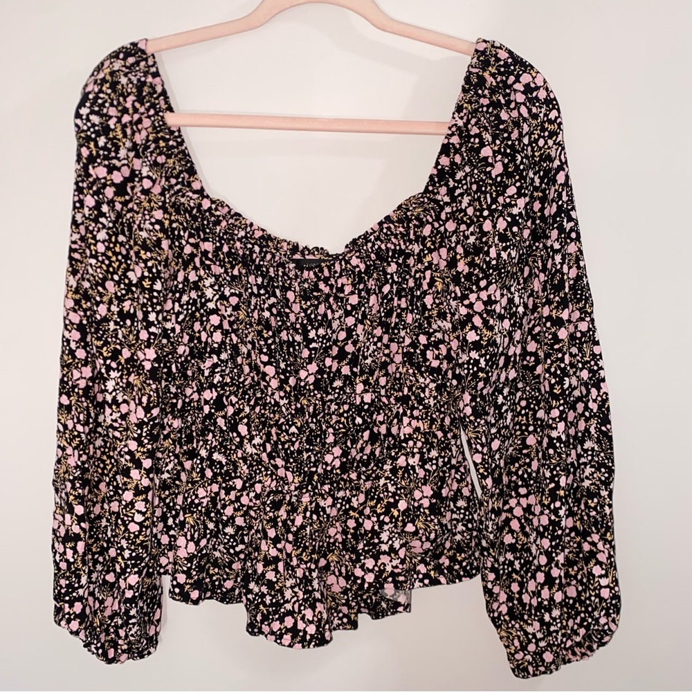 J Crew Top Womens Small Black Floral Crepe Blouse Puff Sleeve Scoop Neck Smocked